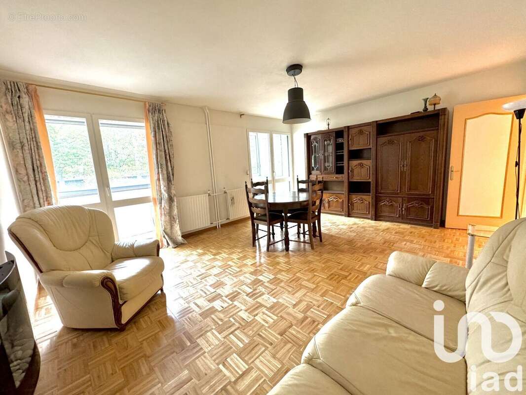 Photo 2 - Appartement à SUCY-EN-BRIE