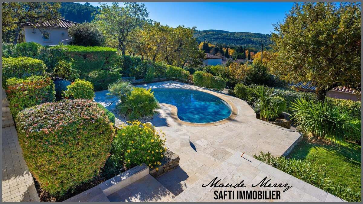 Photo 2 - Maison à ROCBARON