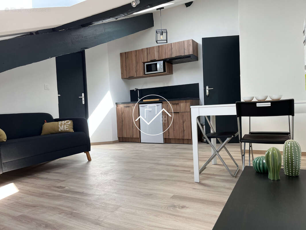 Appartement à SAINT-ETIENNE