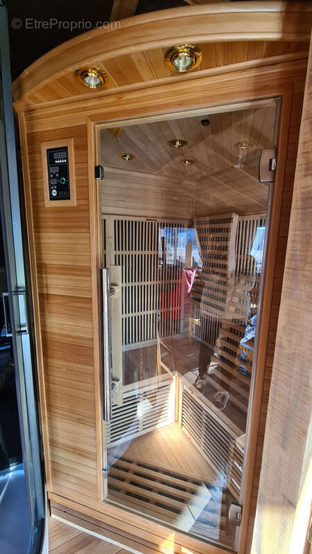 Maison à GREOLIERES