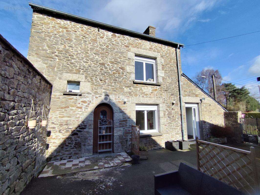 Maison à QUEVERT