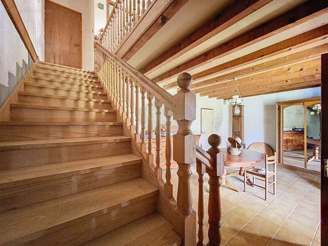 Maison à ENCAUSSE-LES-THERMES