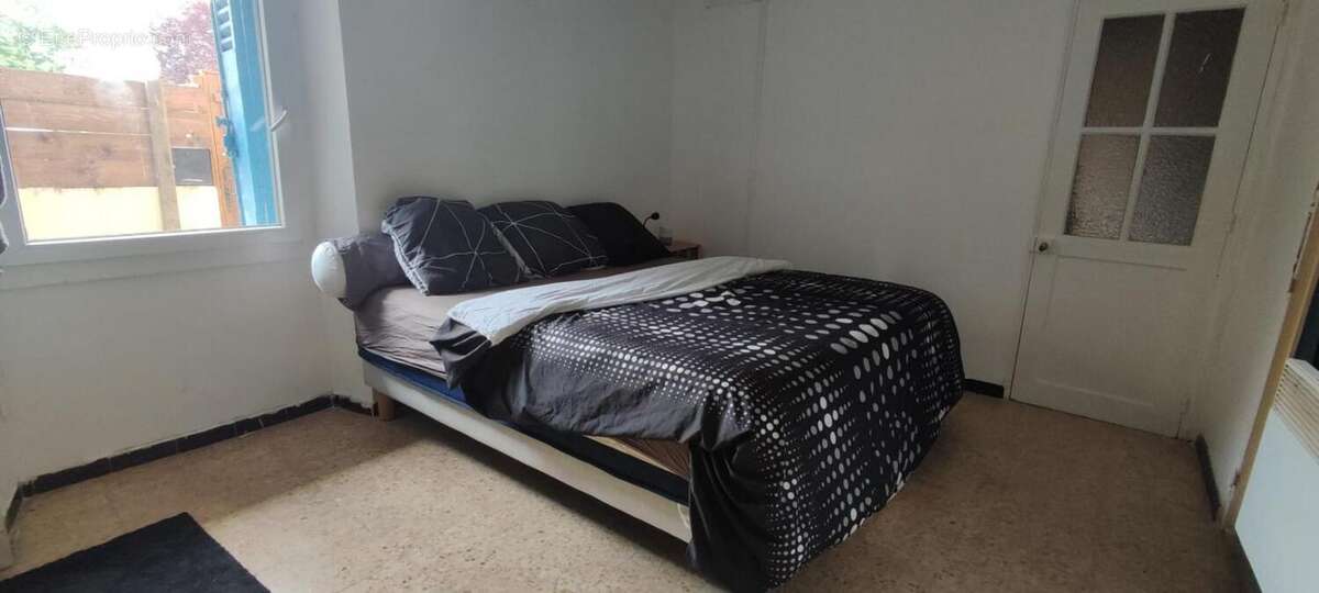 Maison à CAMPS-LA-SOURCE