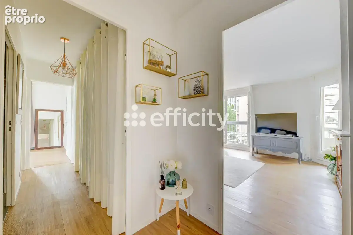 Appartement 5 pièces 95 m² à vendre à Issy-Les-Moulineaux (92130) - photo 2