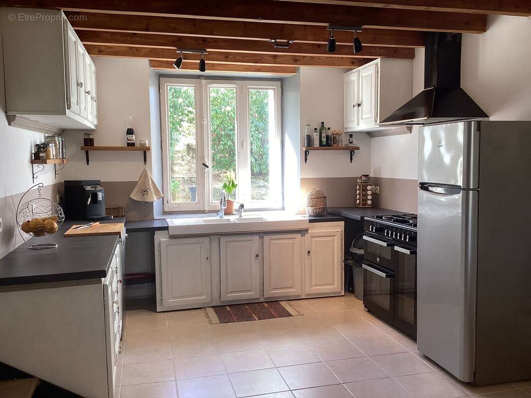 Maison à SALLES-SUR-L'HERS