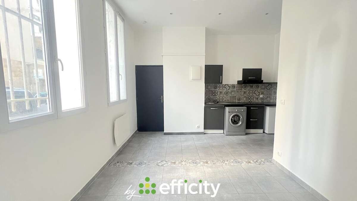 Appartement à MARSEILLE-3E