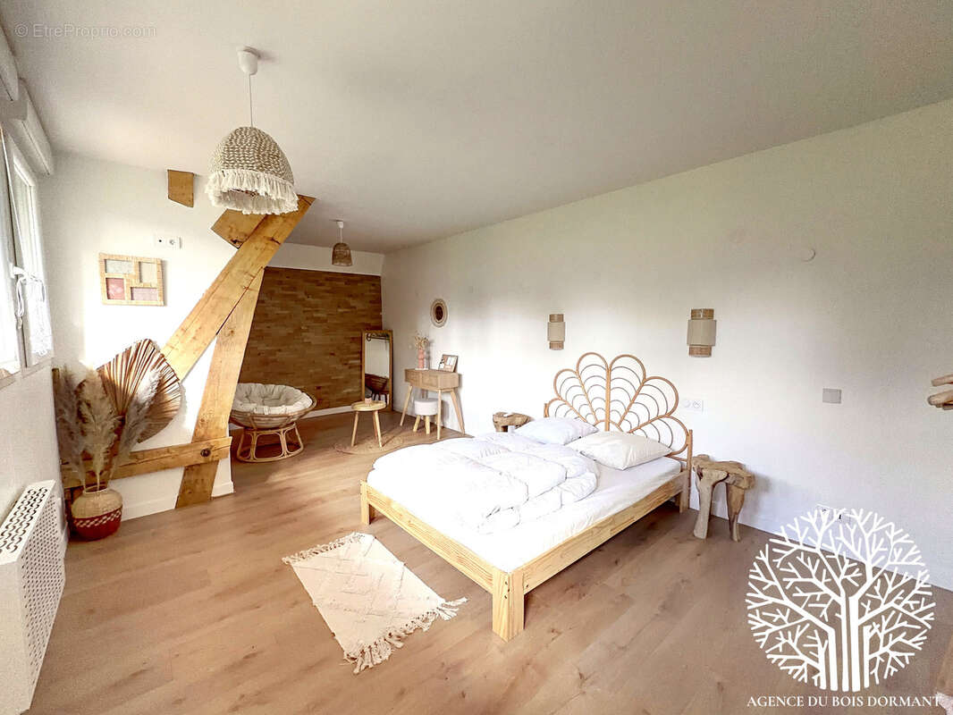 Maison à MORET-SUR-LOING