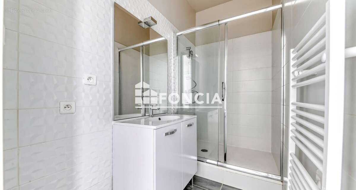 Appartement à LYON-4E