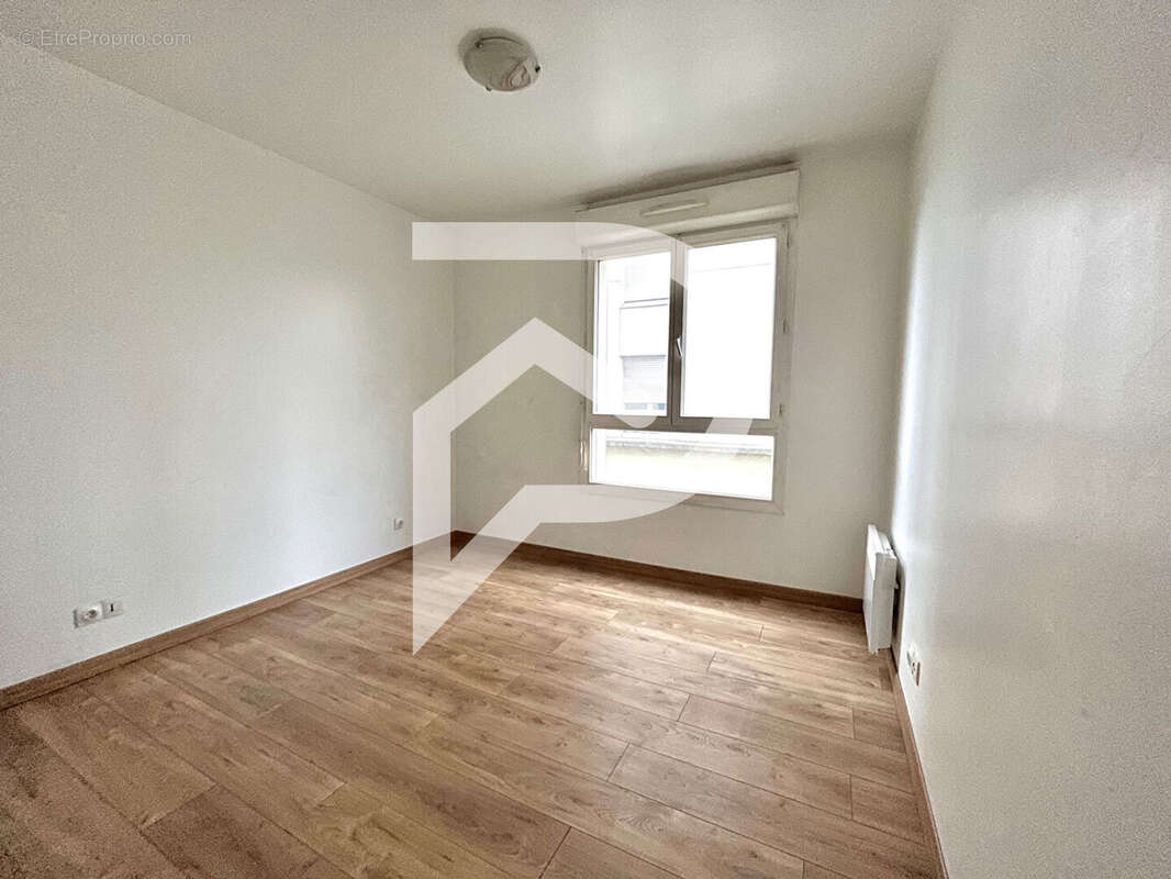 Appartement à COLOMBES