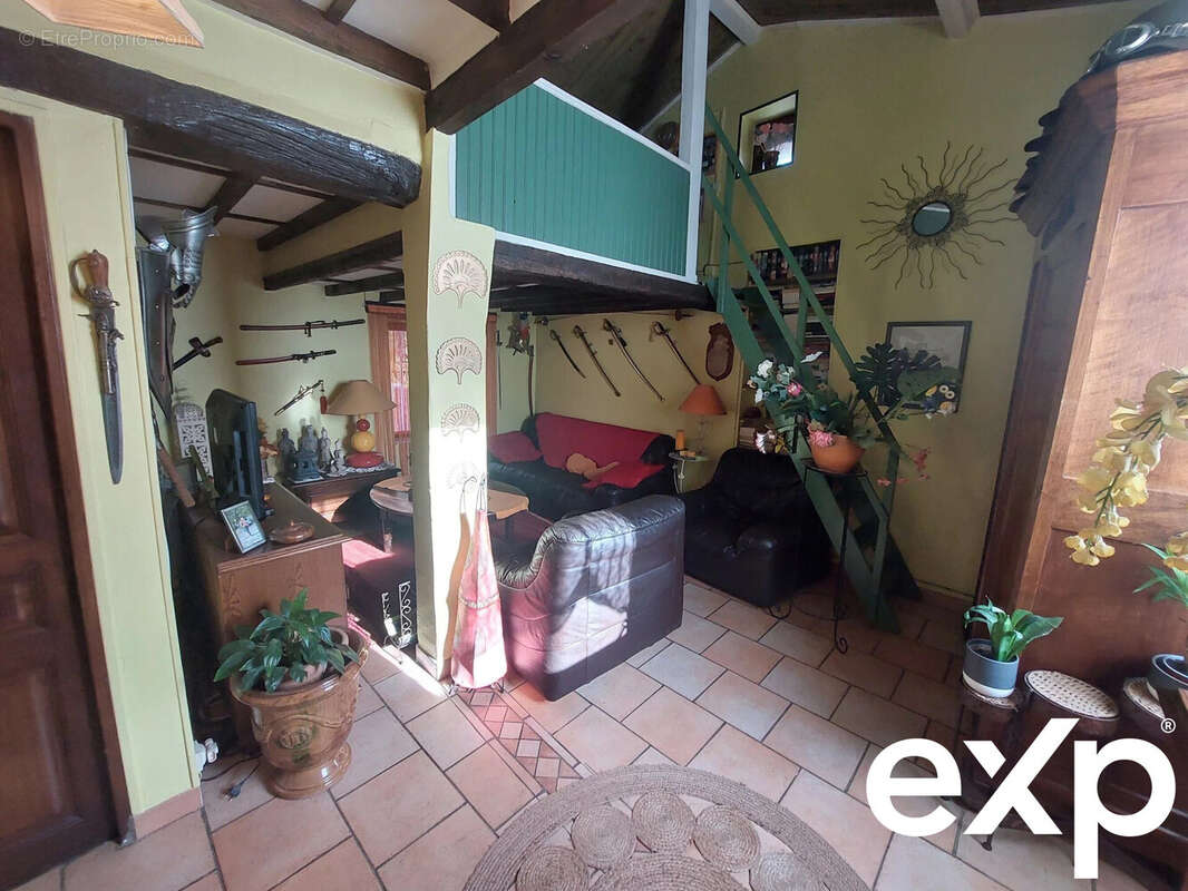 Maison à ROBIAC-ROCHESSADOULE