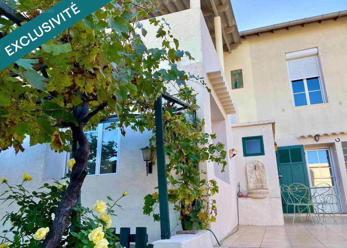 Photo 2 - Maison à MARSEILLE-11E