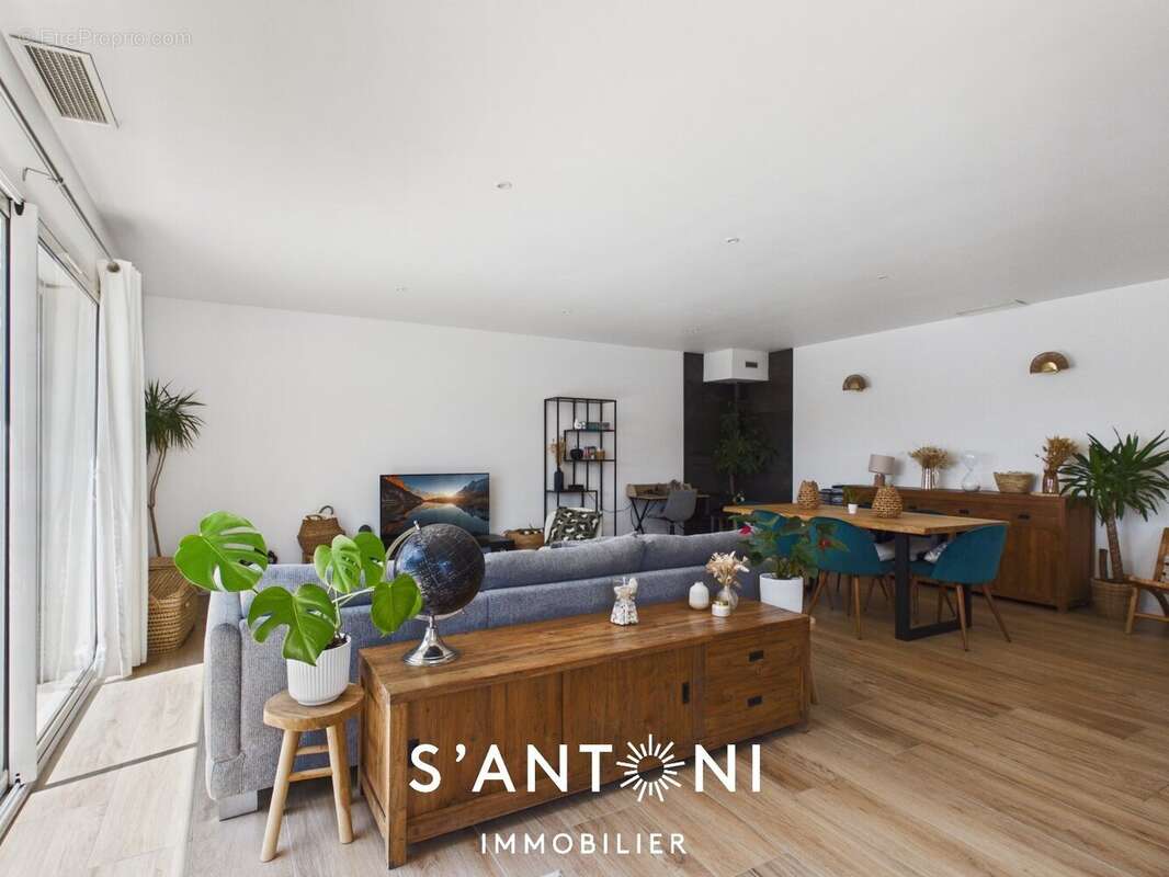 Le grau d'agde- maison t4 de 128m² - garage - terrasse - piscine - terrain de 580m². - photo 10
