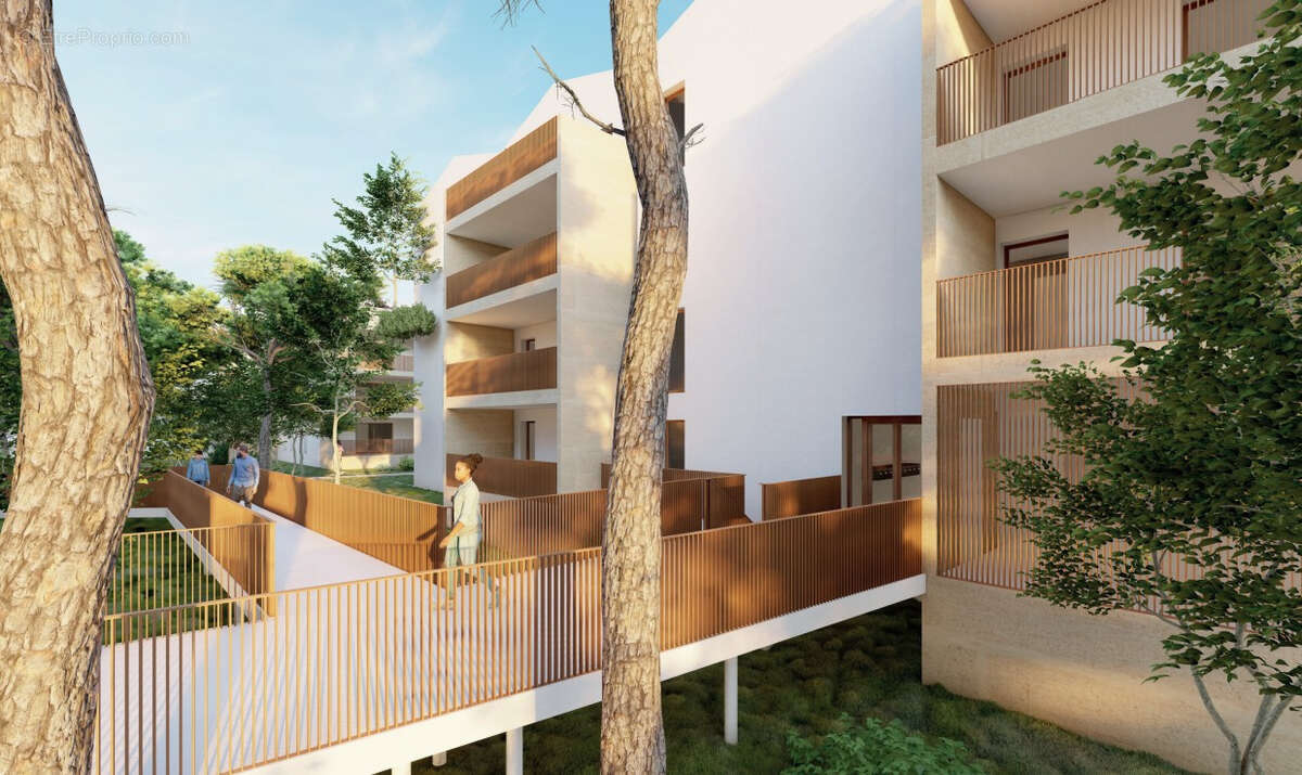 Appartement à COURNONTERRAL