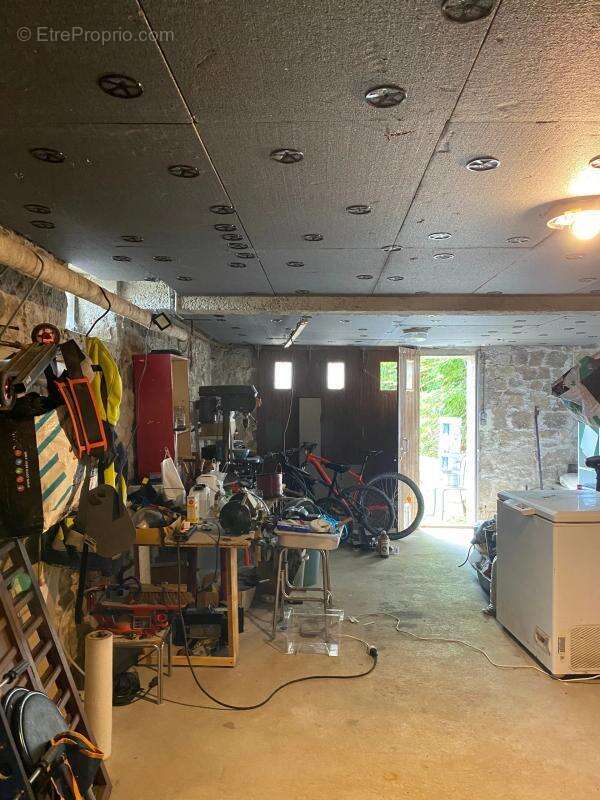 Maison à SAINT-JULIEN-LE-PETIT