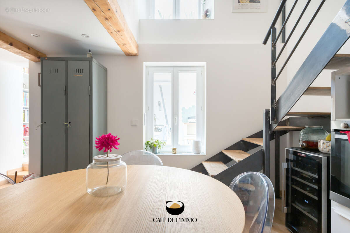 Appartement à MARSEILLE-6E