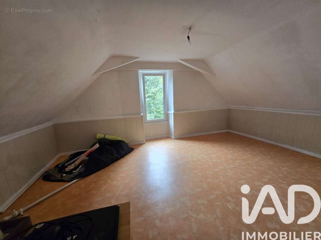 Maison 160 m² à Louvie-Juzon  - photo 8