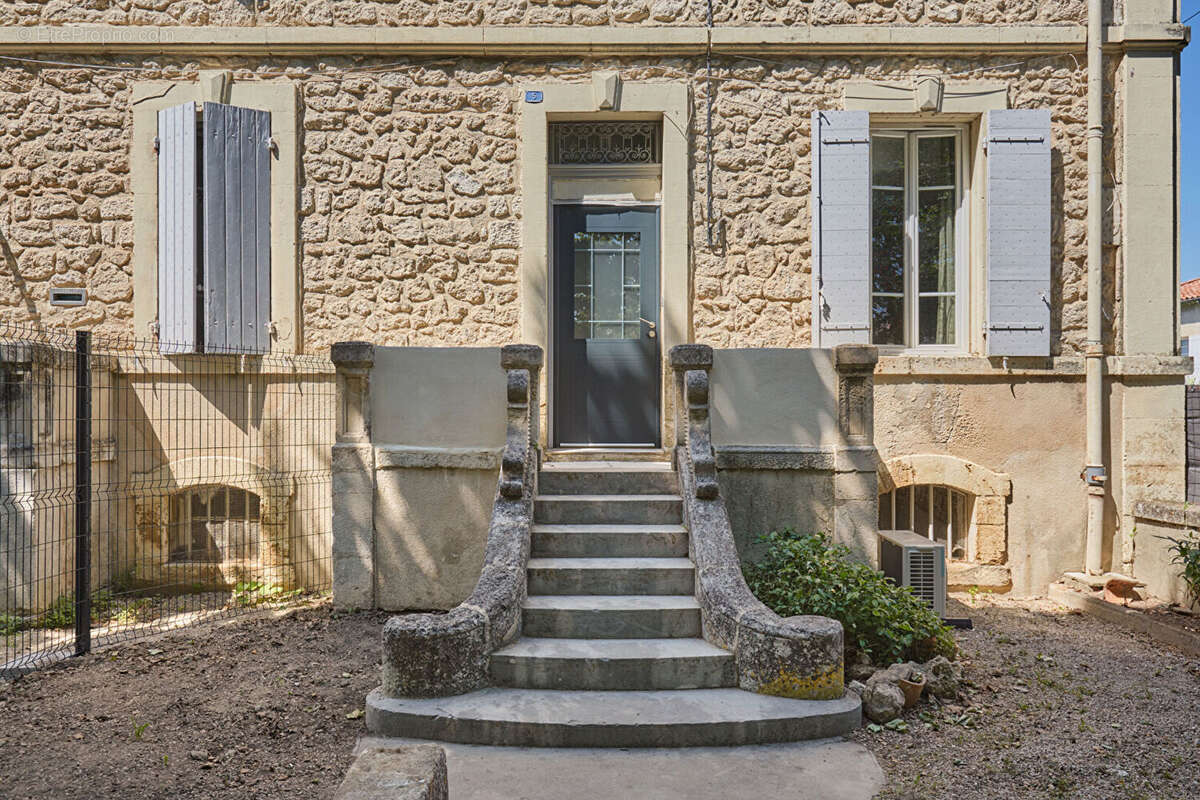 Maison à MALLEMORT