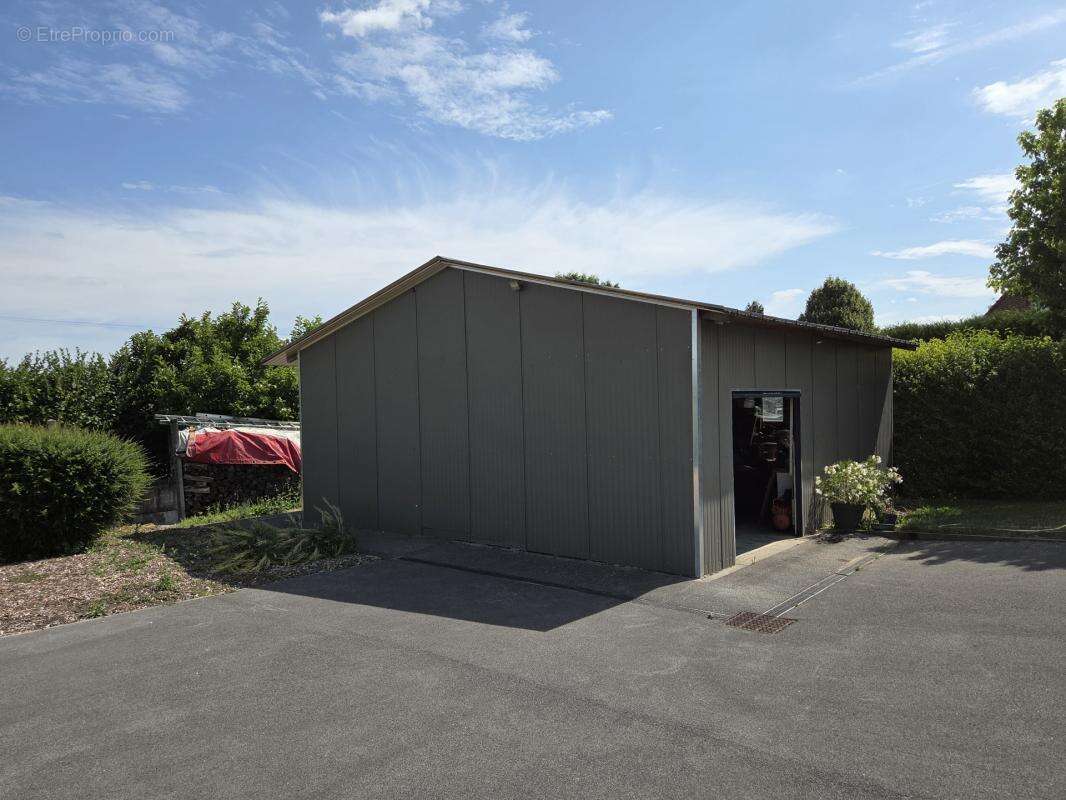Pavillon contemporain recent offrant 220m² hab sur 2000m² - photo 9