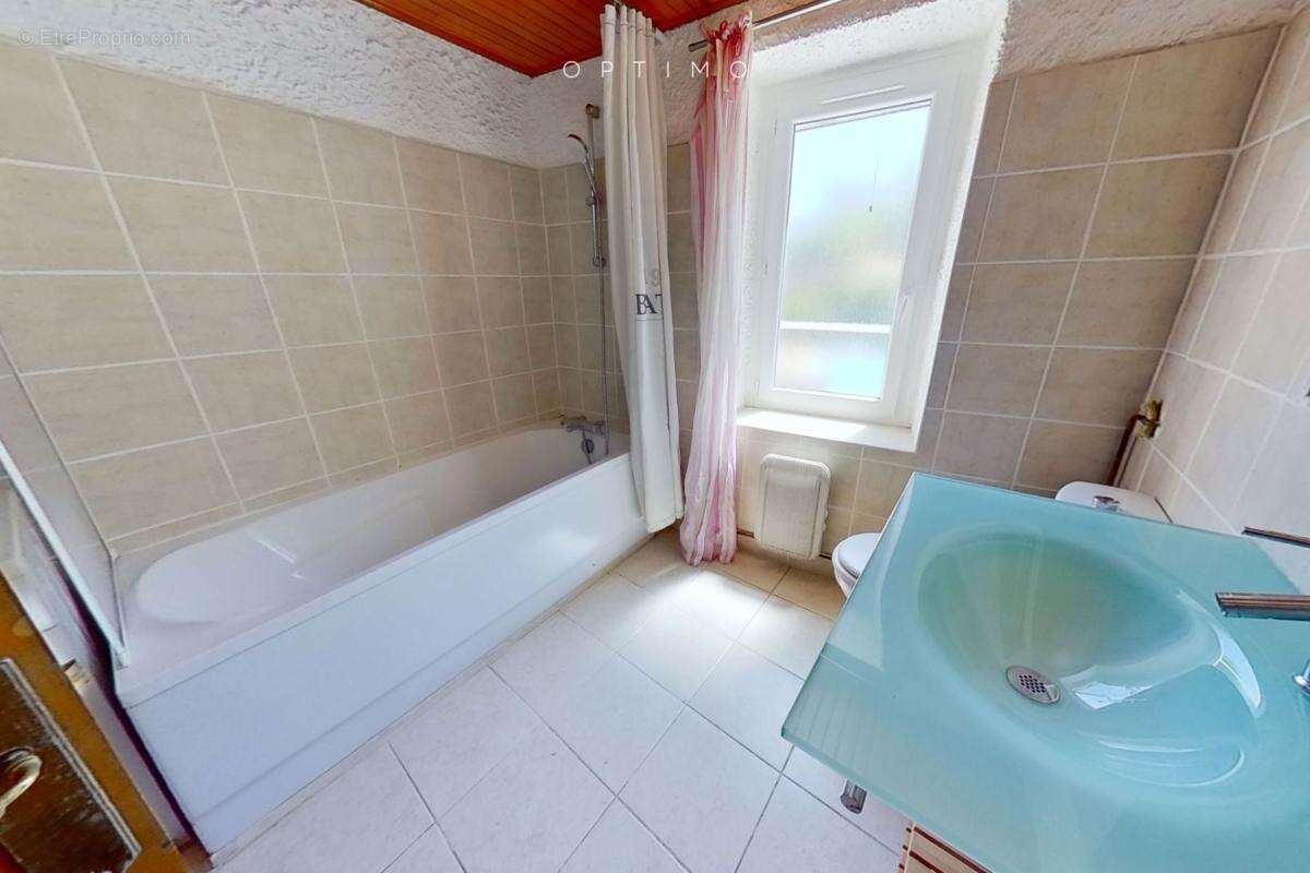 Maison à FERRIERES-POUSSAROU