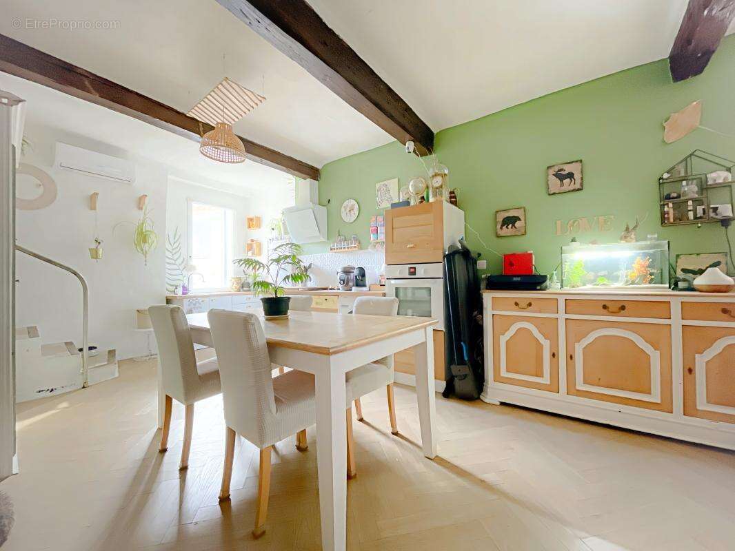 Maison à SAINTE-TULLE