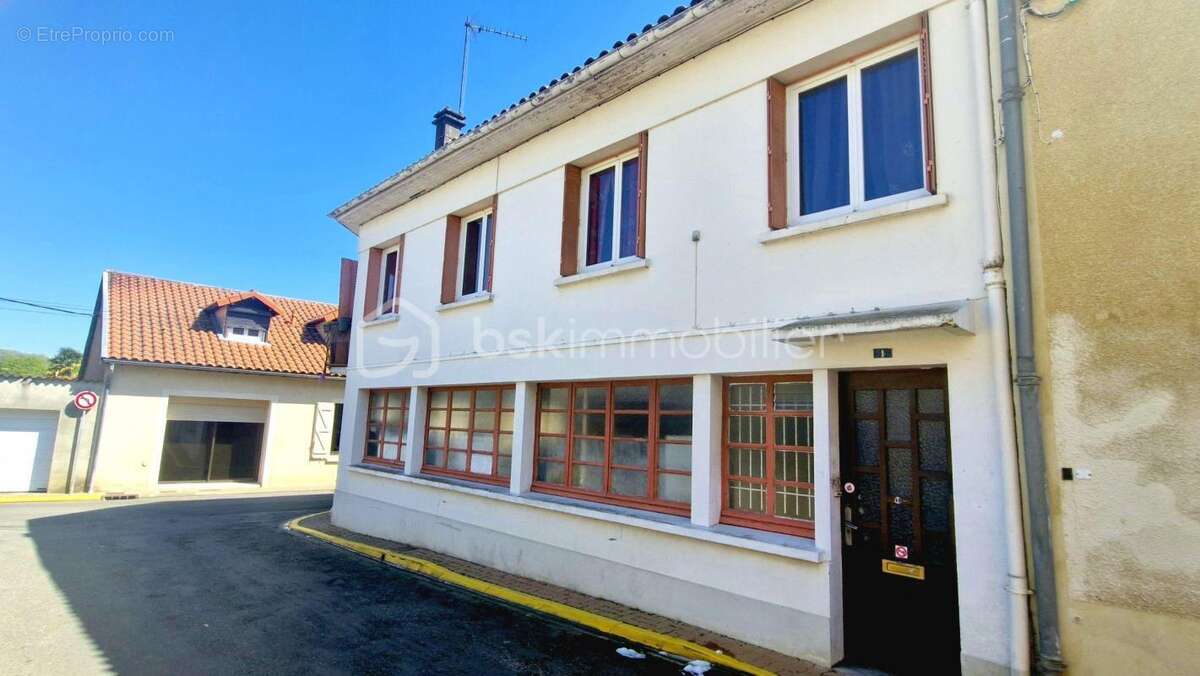 Maison à MIRANDE