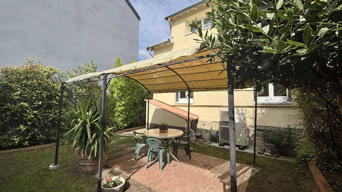 Maison à ENGHIEN-LES-BAINS