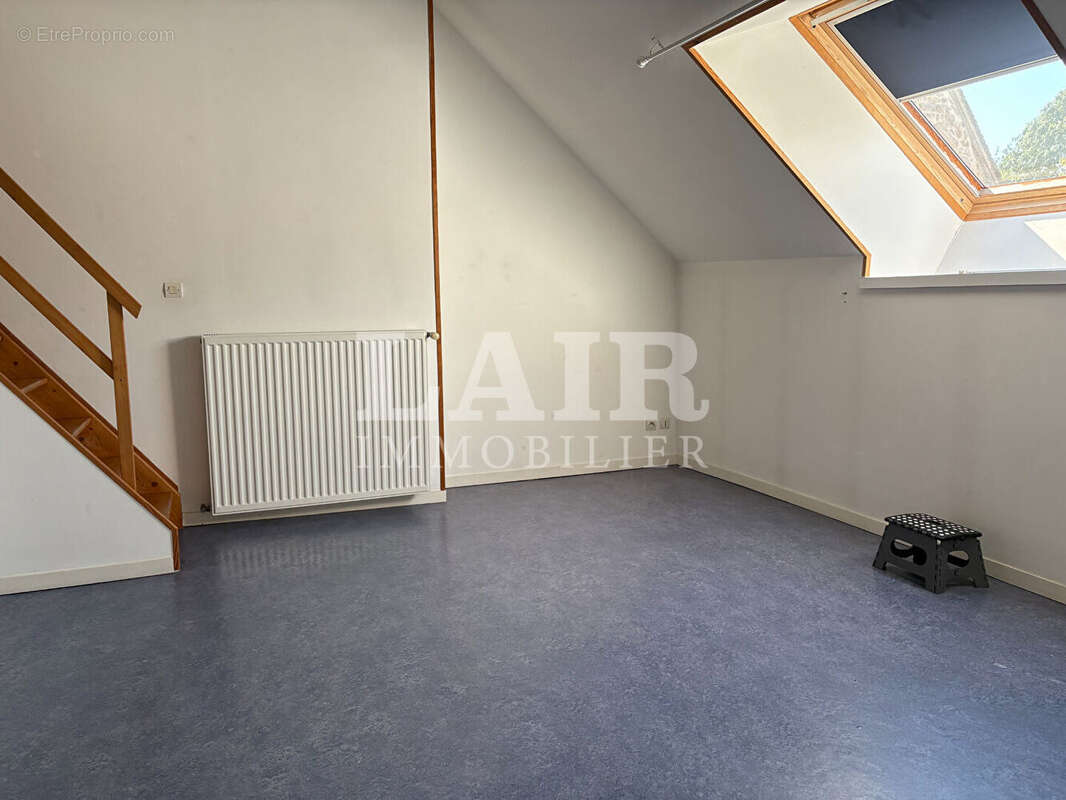 Maison en pierres avec garage à Damigny - Réf. 15522 - photo 4