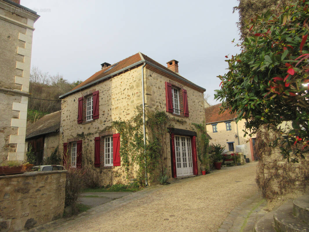 Maison à GARGILESSE-DAMPIERRE