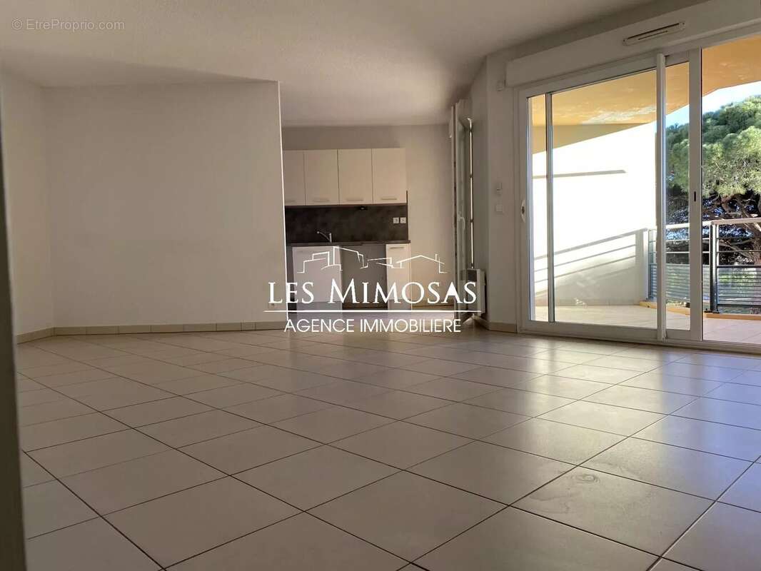 Appartement à FREJUS