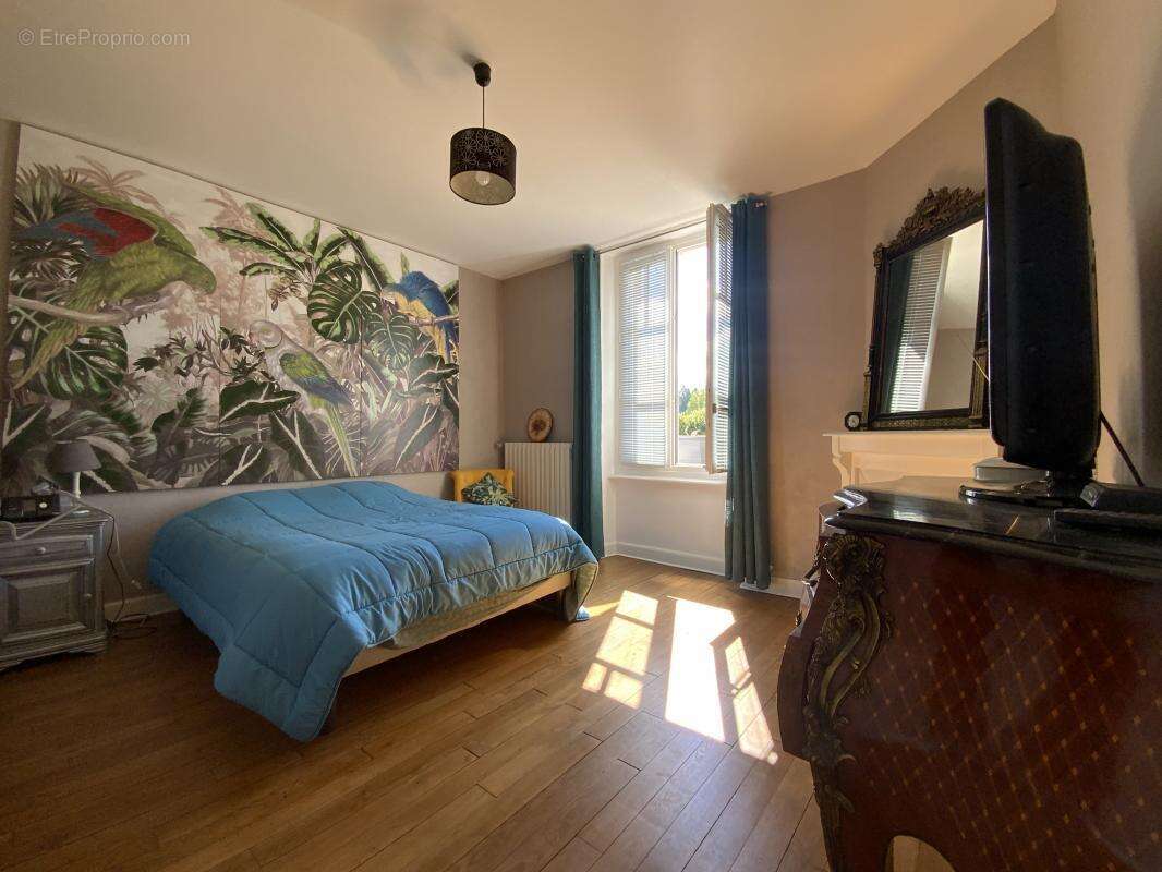 Maison à BERSAC-SUR-RIVALIER