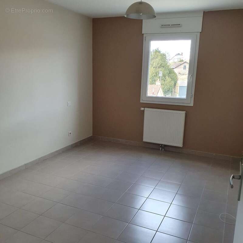 Photo 7 - Appartement à MONTCEAU-LES-MINES