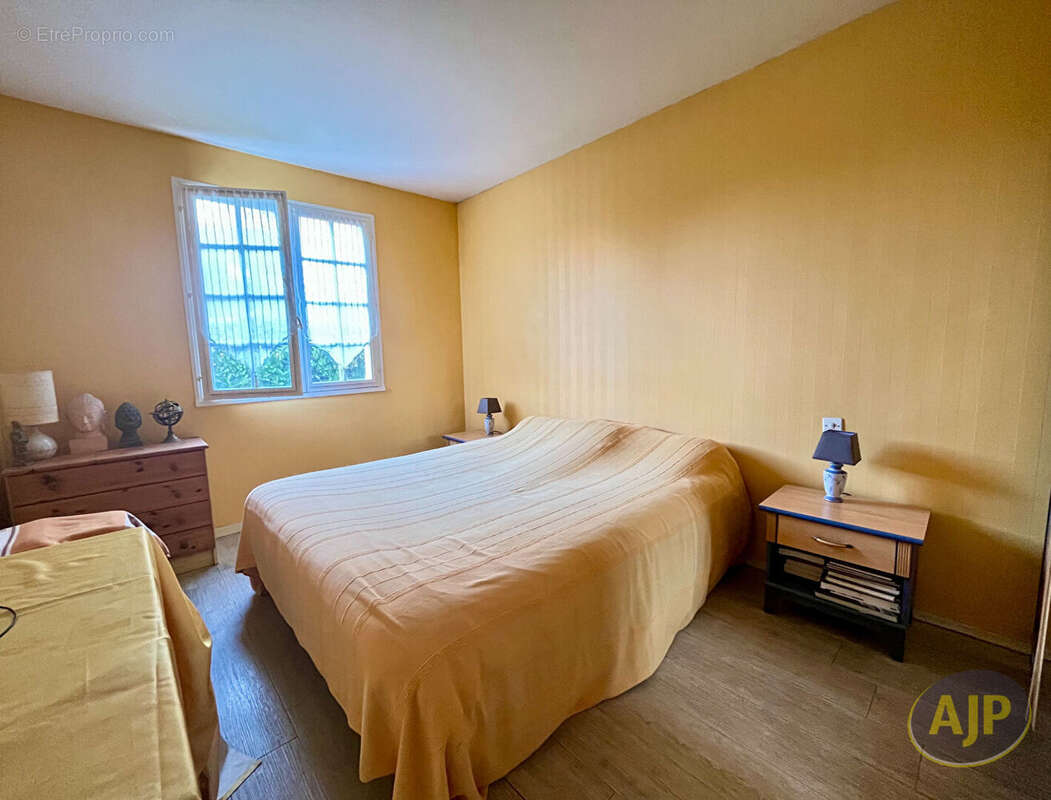 Maison à LA CHAPELLE-SUR-ERDRE