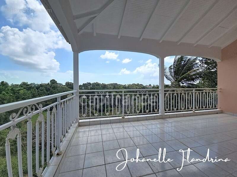 Maison à SAINTE-ANNE