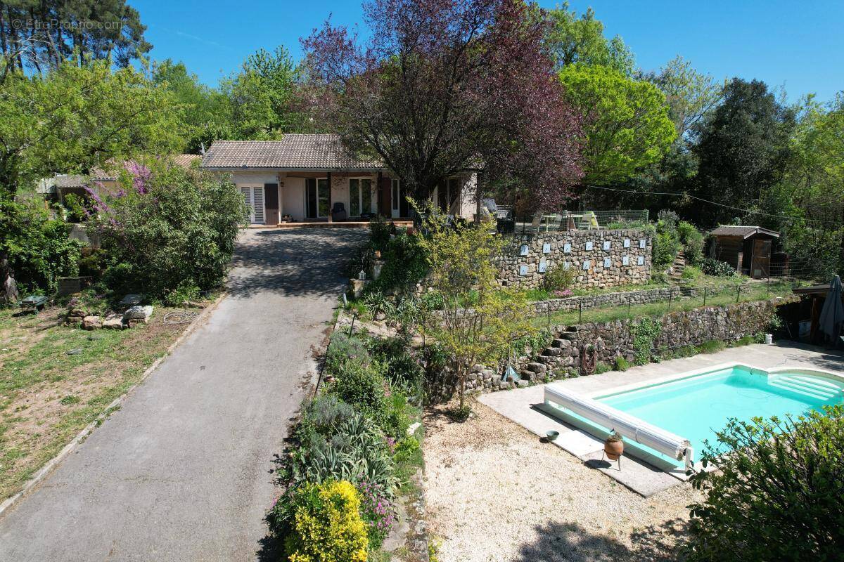Maison à CHASSIERS