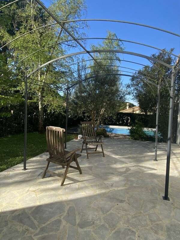 Maison 227 m² à Linars  - photo 13