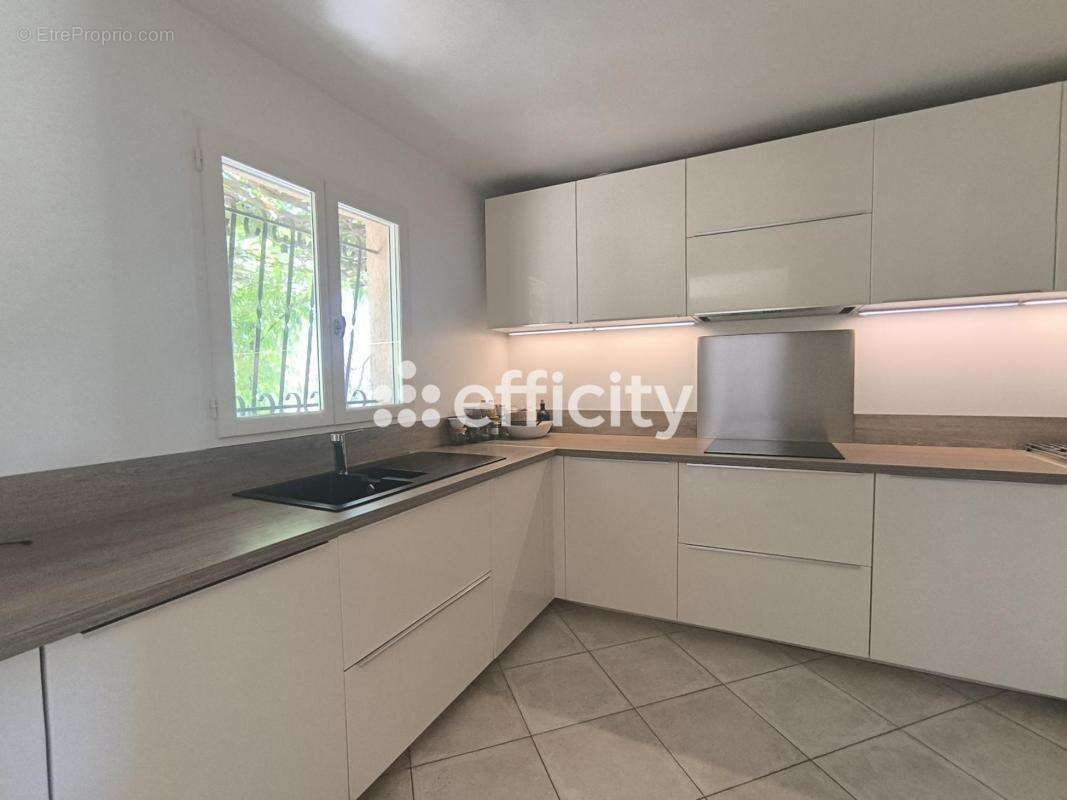 Maison 122 m² à Figanieres  - photo 9