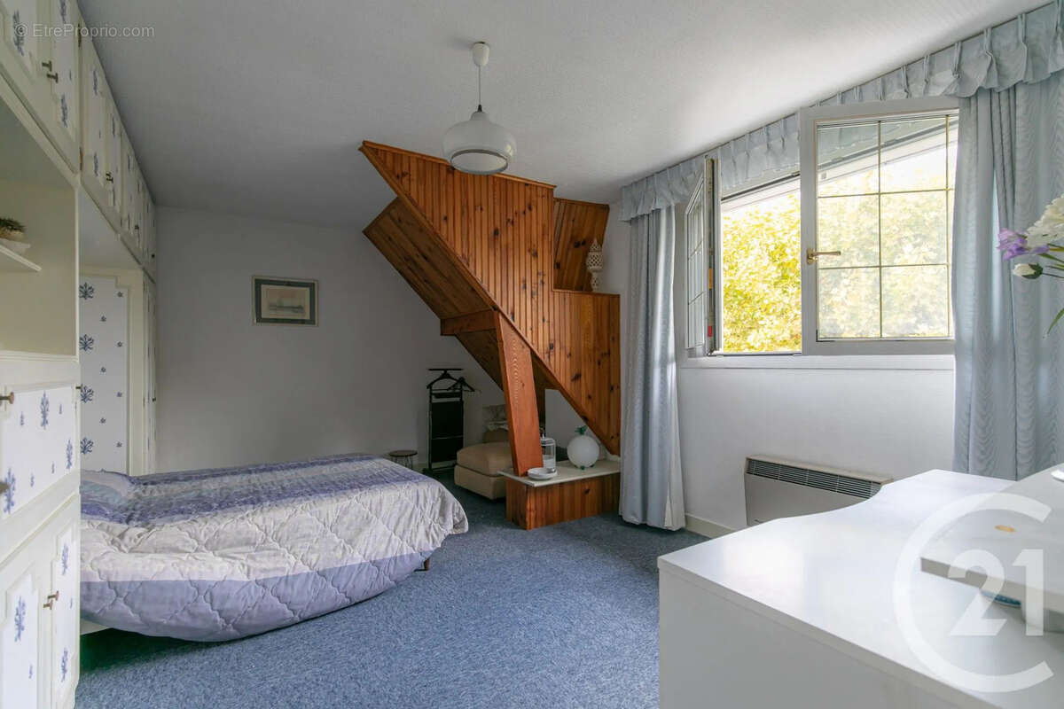 Maison à CHAMPIGNY-SUR-MARNE