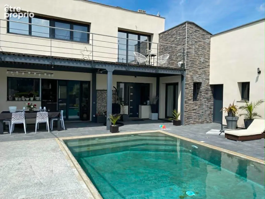 AUPS, superbe villa contemporaine avec piscine proche du village. - photo 6