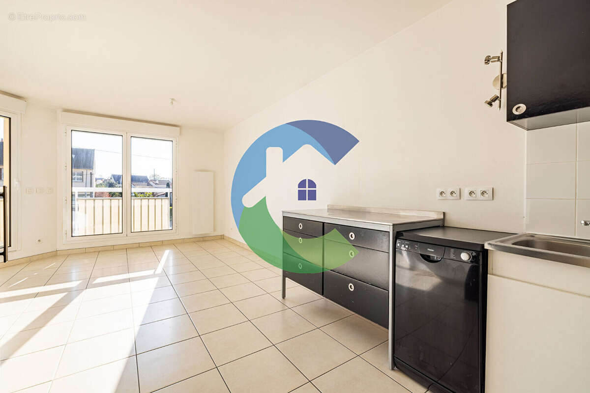 Appartement à EPINAY-SUR-ORGE