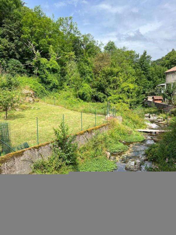 Maison à VERRERIES-DE-MOUSSANS