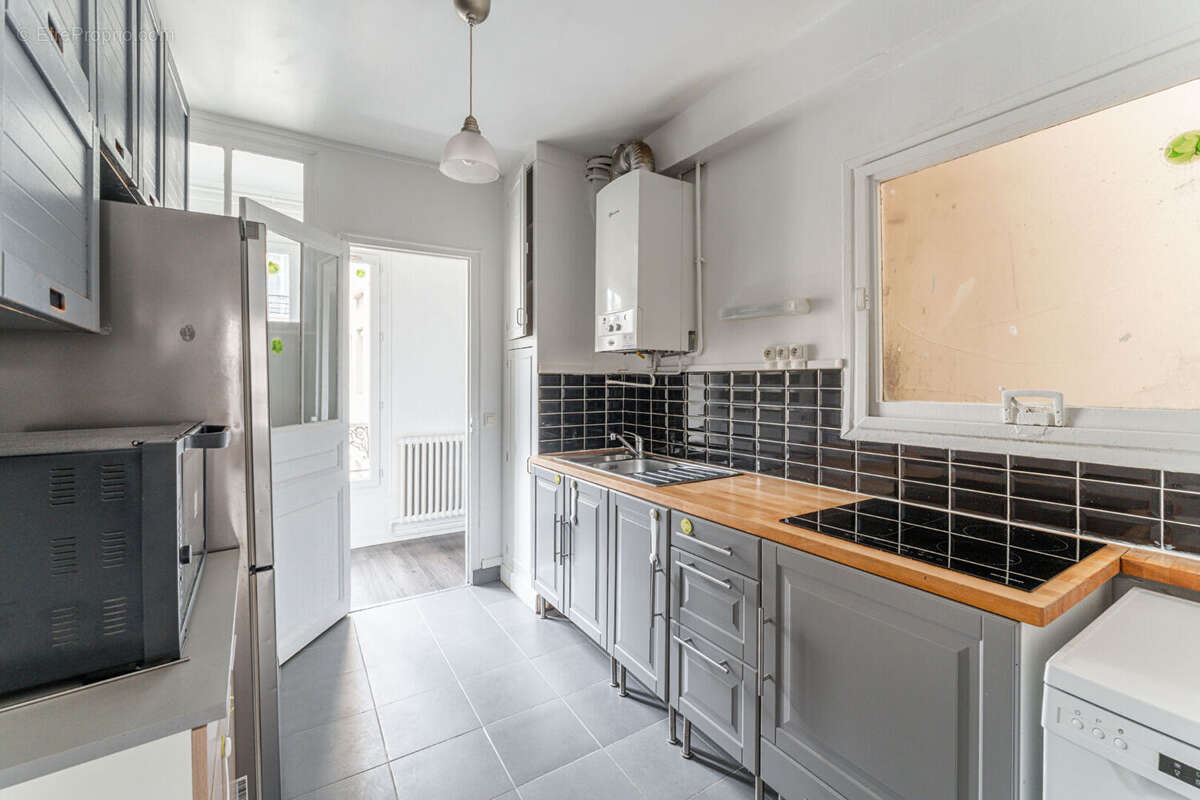 Appartement à PARIS-15E