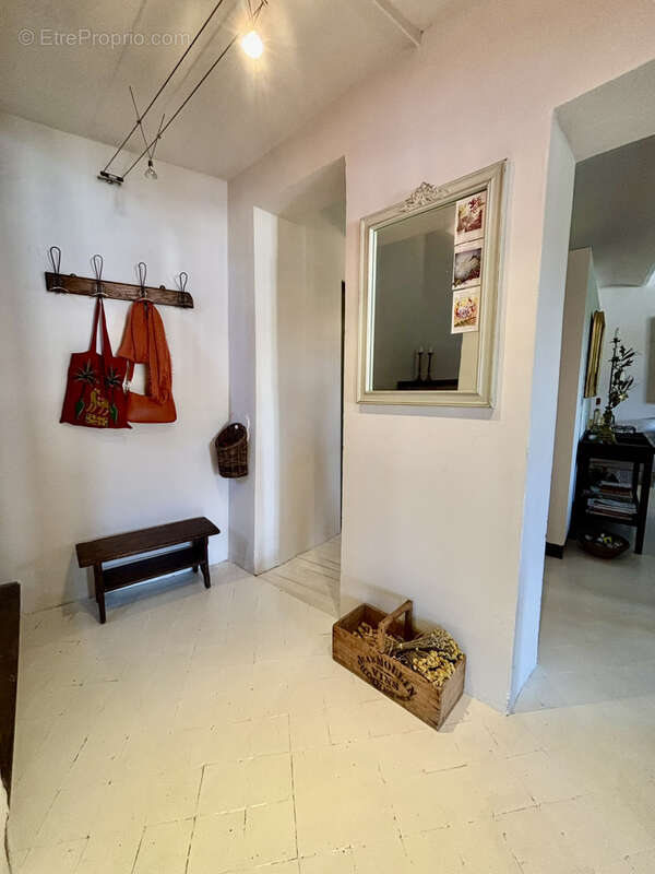 Appartement à MALAUCENE