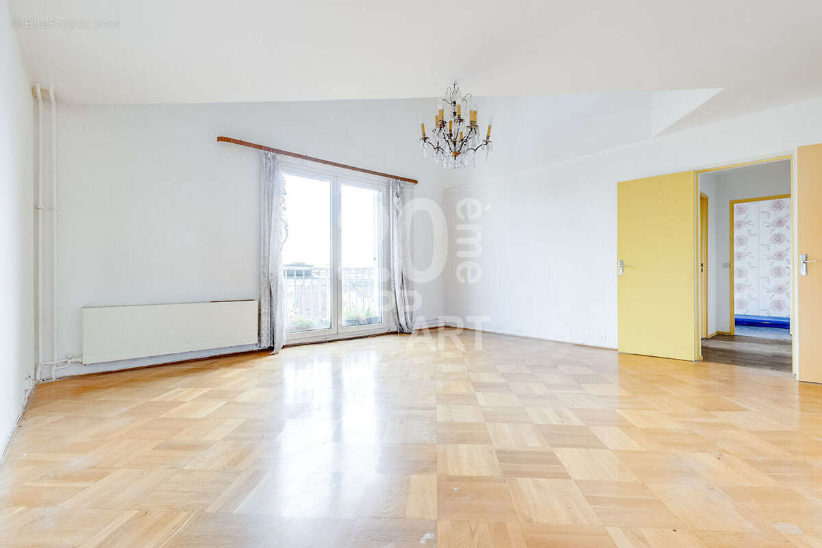 Appartement à SAINT-DENIS