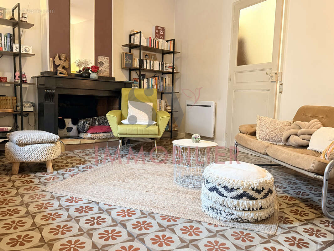 Maison à AIGUES-VIVES
