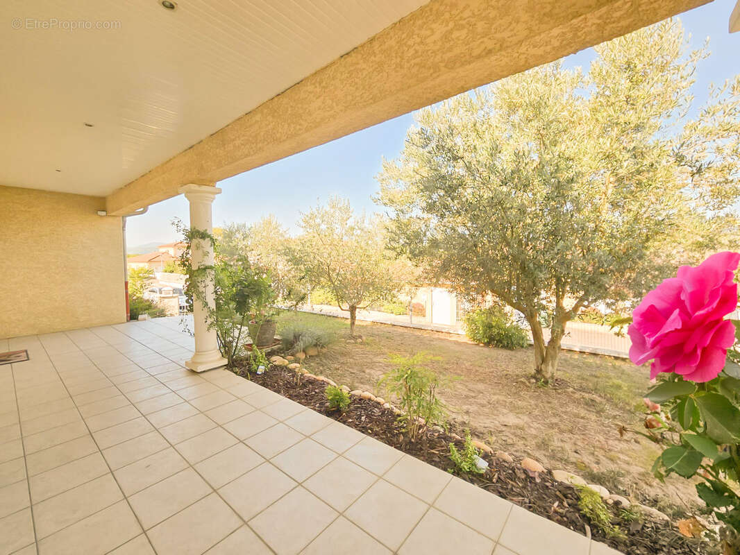 Maison à SAINT-MAURICE-L'EXIL