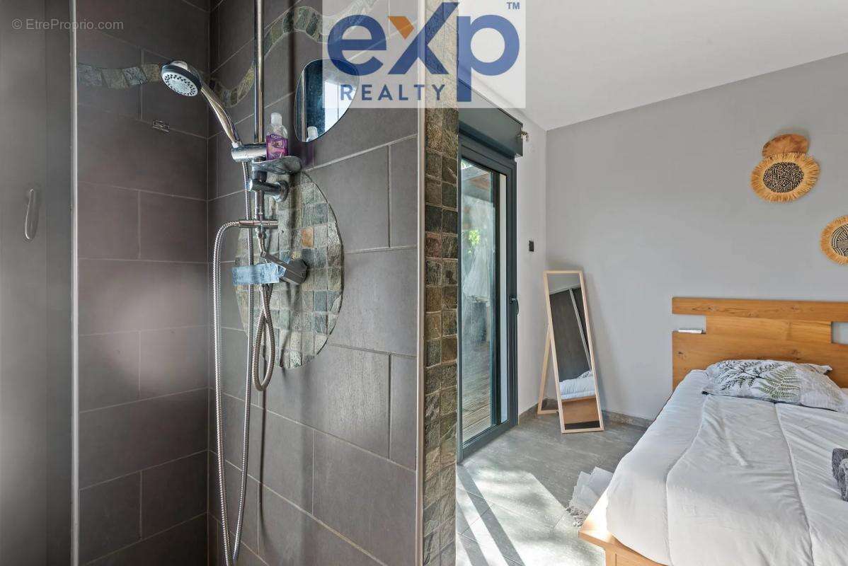 Maison à SAINT-PIERRE