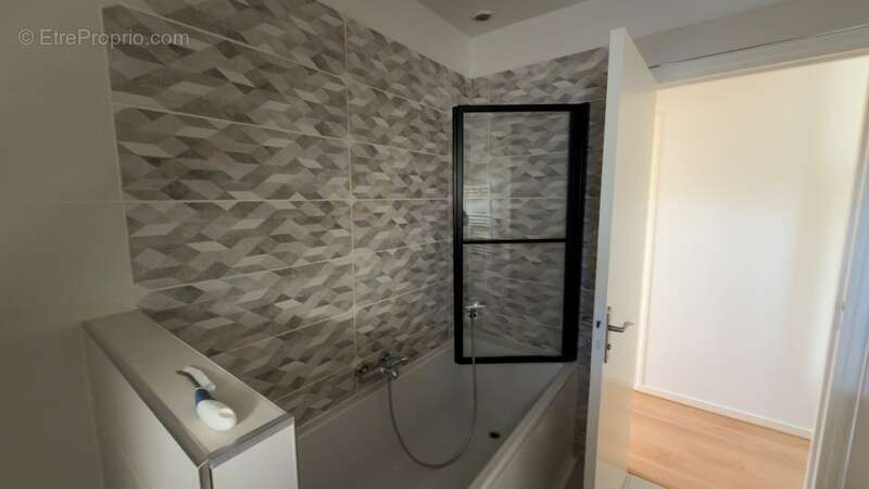 Maison à MONT-SAINT-AIGNAN