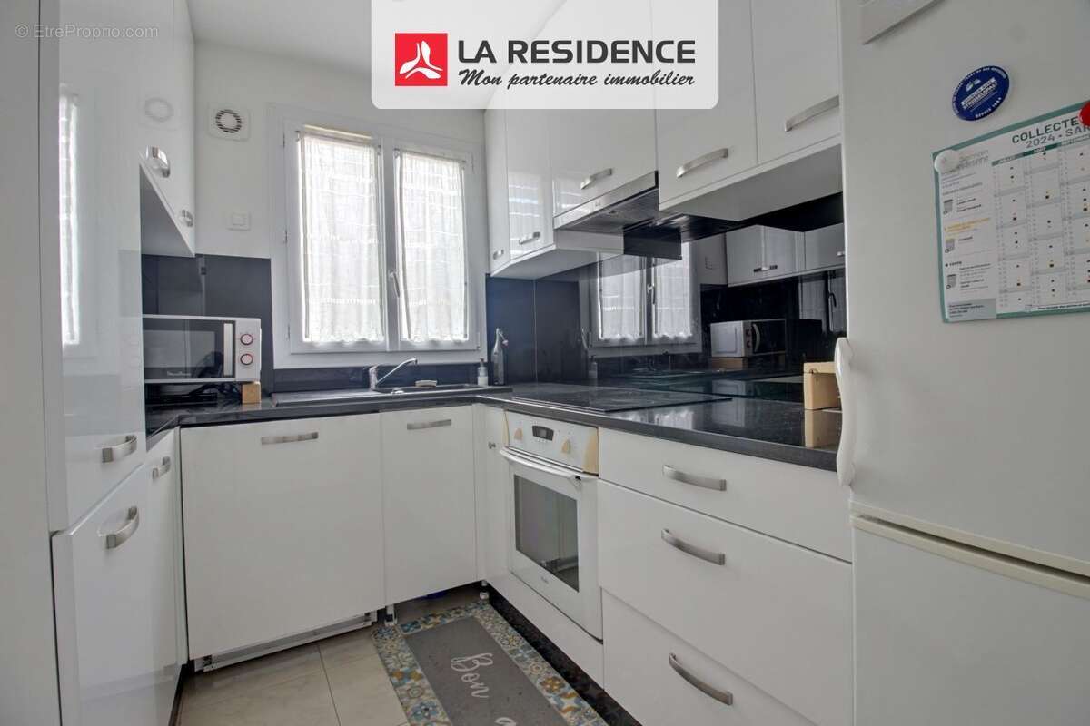 Maison à SARTROUVILLE