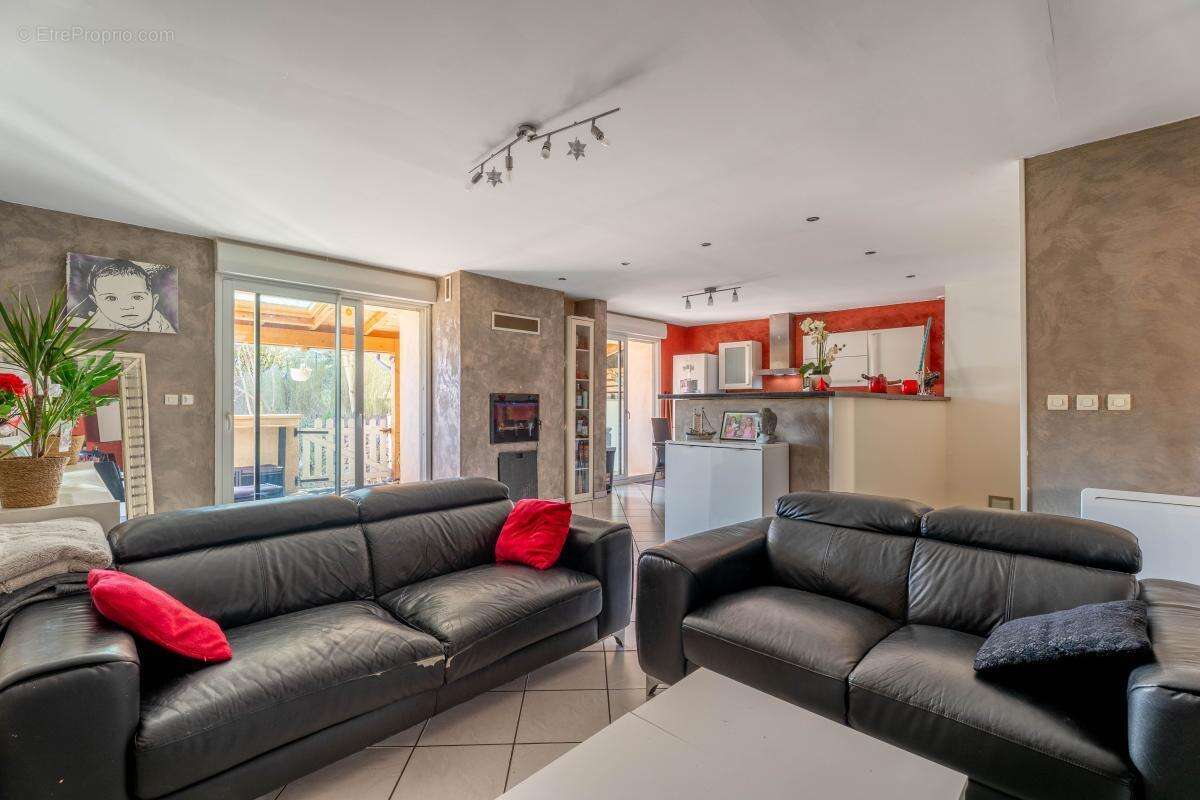 Appartement à SAIN-BEL