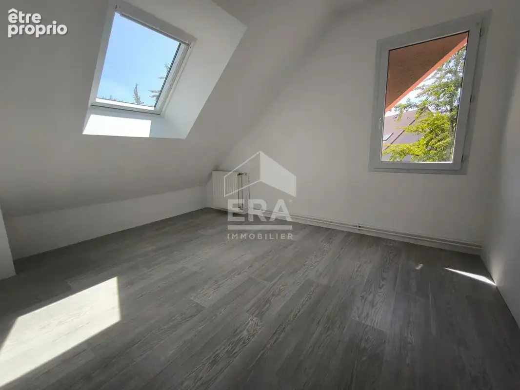 NOUVEAUTÉ - MAISON FAMILIALE de 125m²  - Chambre de plain-pied - Garage - Jardin - COULAINES - photo 7